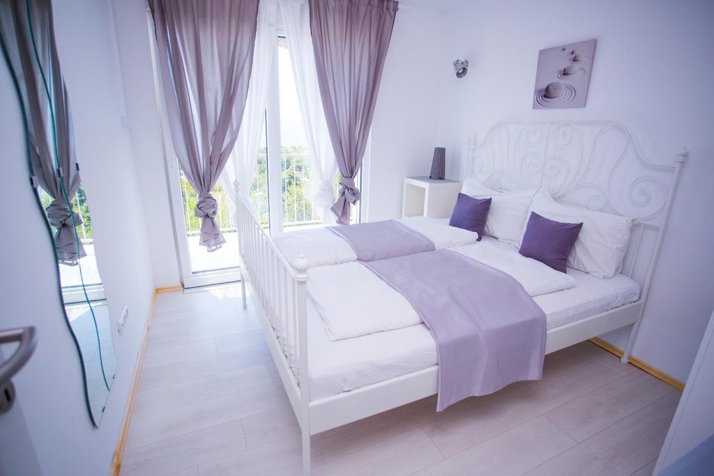 Apartments Lavarin نوفي فينودولسكي المظهر الخارجي الصورة