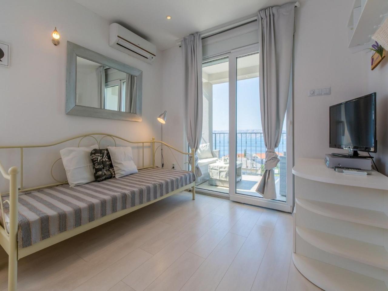 Apartments Lavarin نوفي فينودولسكي المظهر الخارجي الصورة
